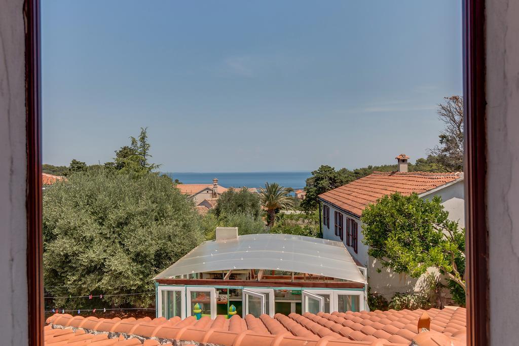 Apartments Josip & Maria Veli Losinj Exterior photo